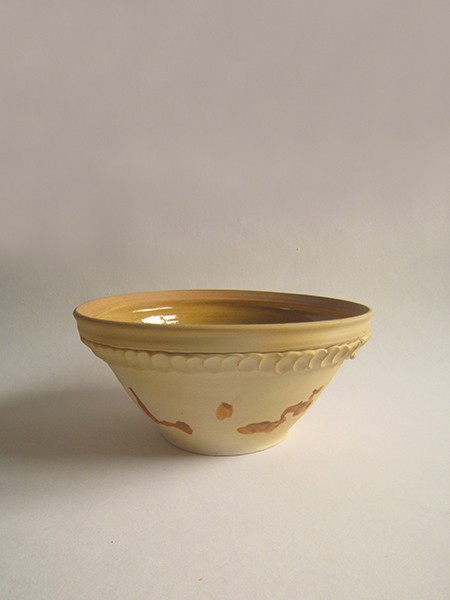 http://www.poteriedesgrandsbois.com/files/gimgs/th-33_SRV011-02-poterie-médiéval-des grands bois-service de table.jpg